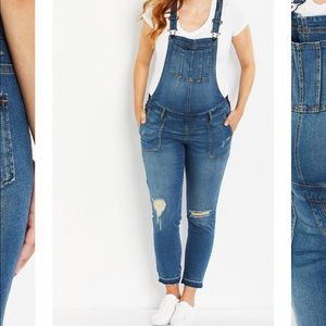 Maternity overalls